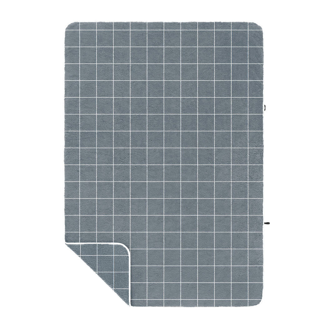 An image of the Rumpl Sherpa Fleece Blanket