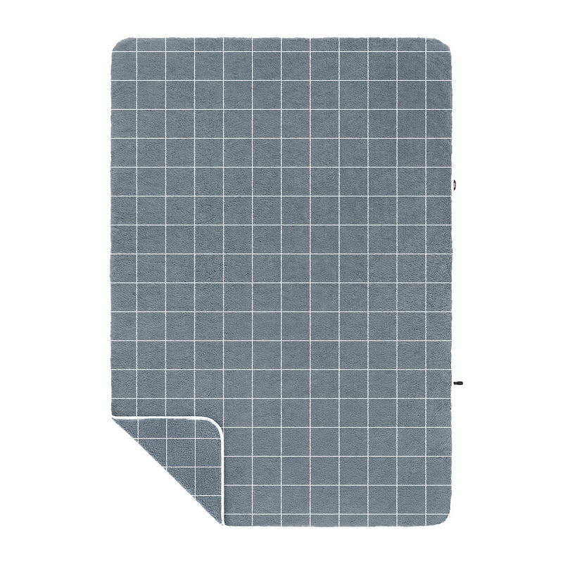An image of the Rumpl Sherpa Fleece Blanket