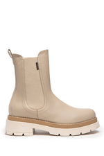 An image of the Nero Giardini Leather Chunky Sole Boot